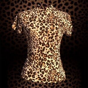Cheetah Print Olivia Rae form fitting mini turtle neck top